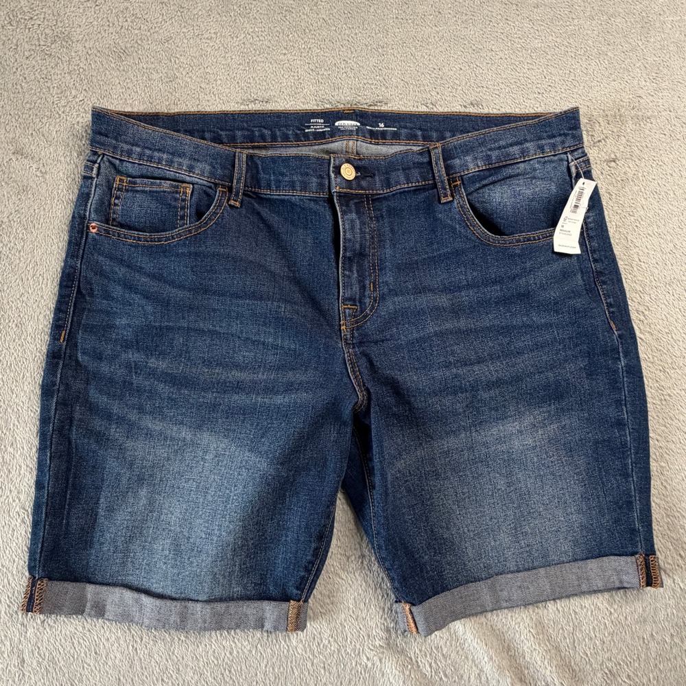 NWT Old Navy Womens Size 16 Fitted Stretch Denim Shorts Dark Wash Cuffed Hem